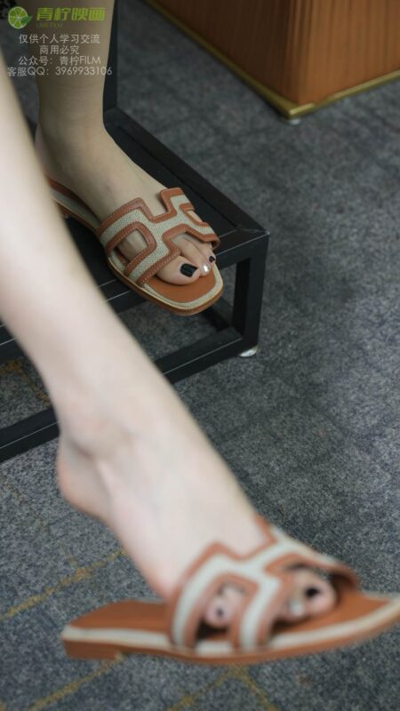 青柠映画 NO.016 – 芥末 打台球[198P]-草丛看图