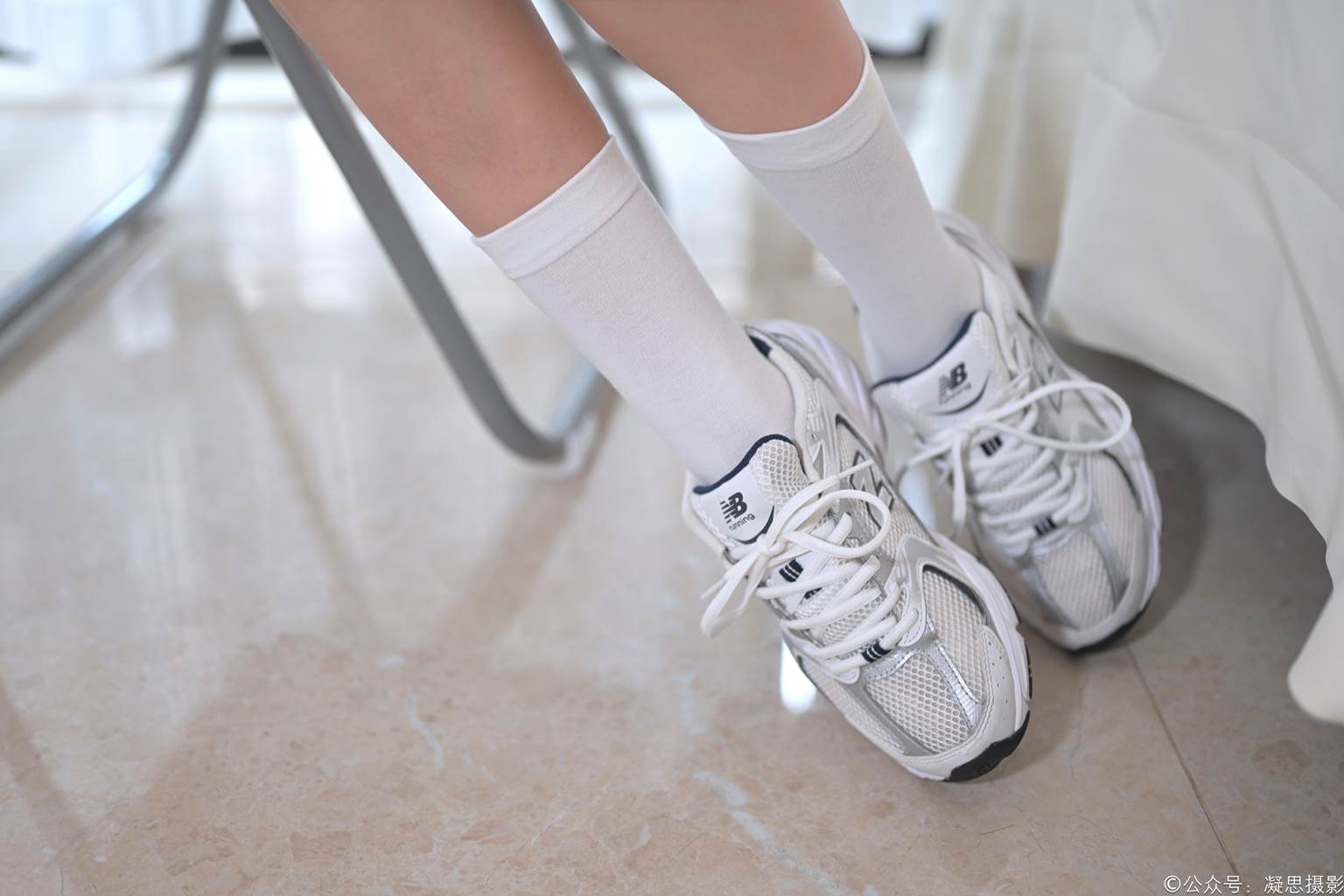 图片[7]-精选凝思摄影 NO.012 德美-泰国至服、短白袜、运动鞋[160P]-草丛看图