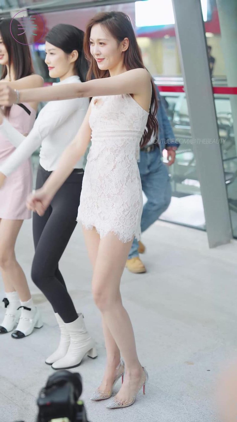 图片[4]-精选NO.0714 2023 广州车展 Racing Model 车模抖音网荭随拍36[20P]-草丛看图