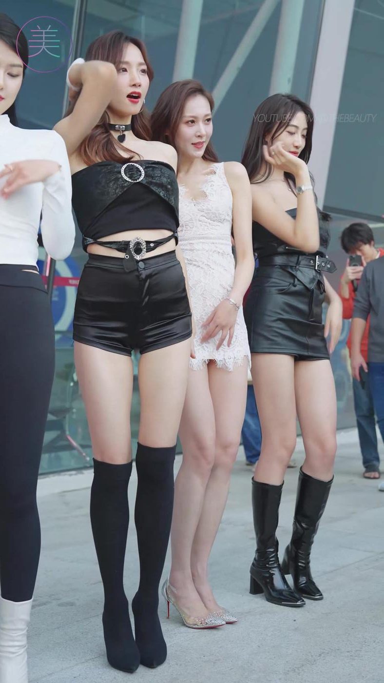 图片[8]-精选NO.0714 2023 广州车展 Racing Model 车模抖音网荭随拍36[20P]-草丛看图