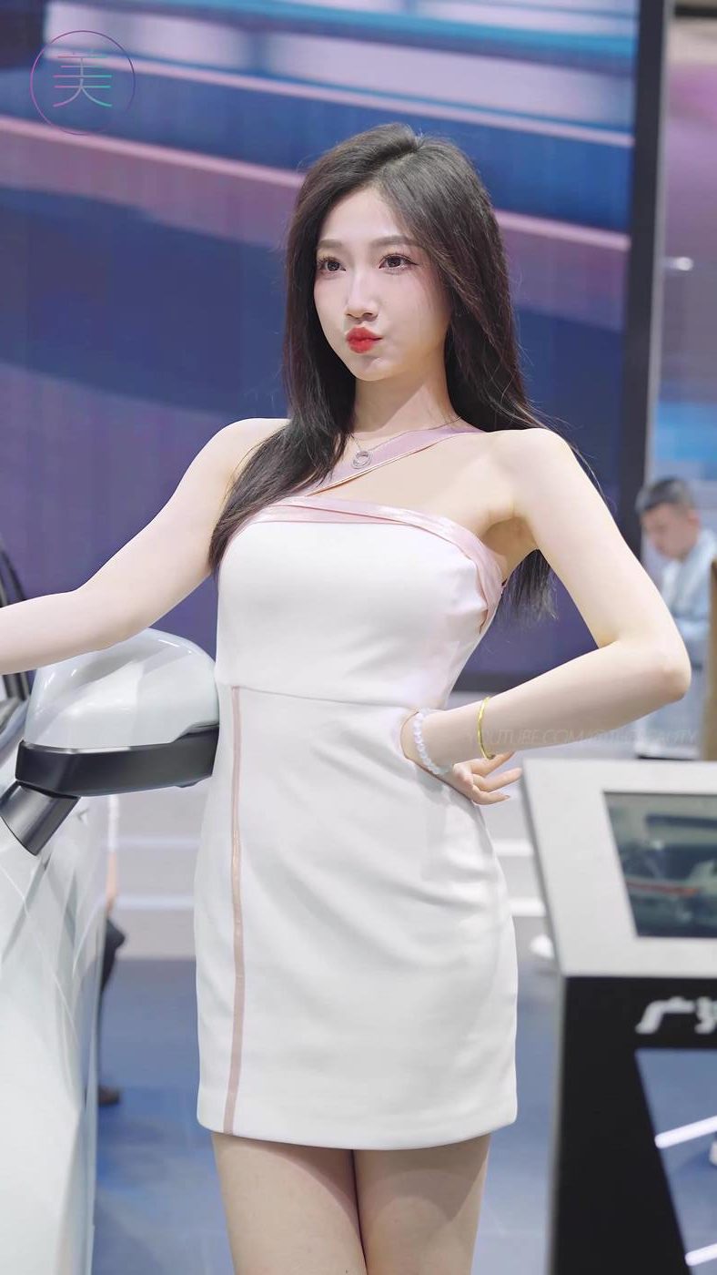 图片[4]-精选NO.0805 2023 广州车展 Racing Model 车模抖音网荭随拍57[20P]-草丛看图