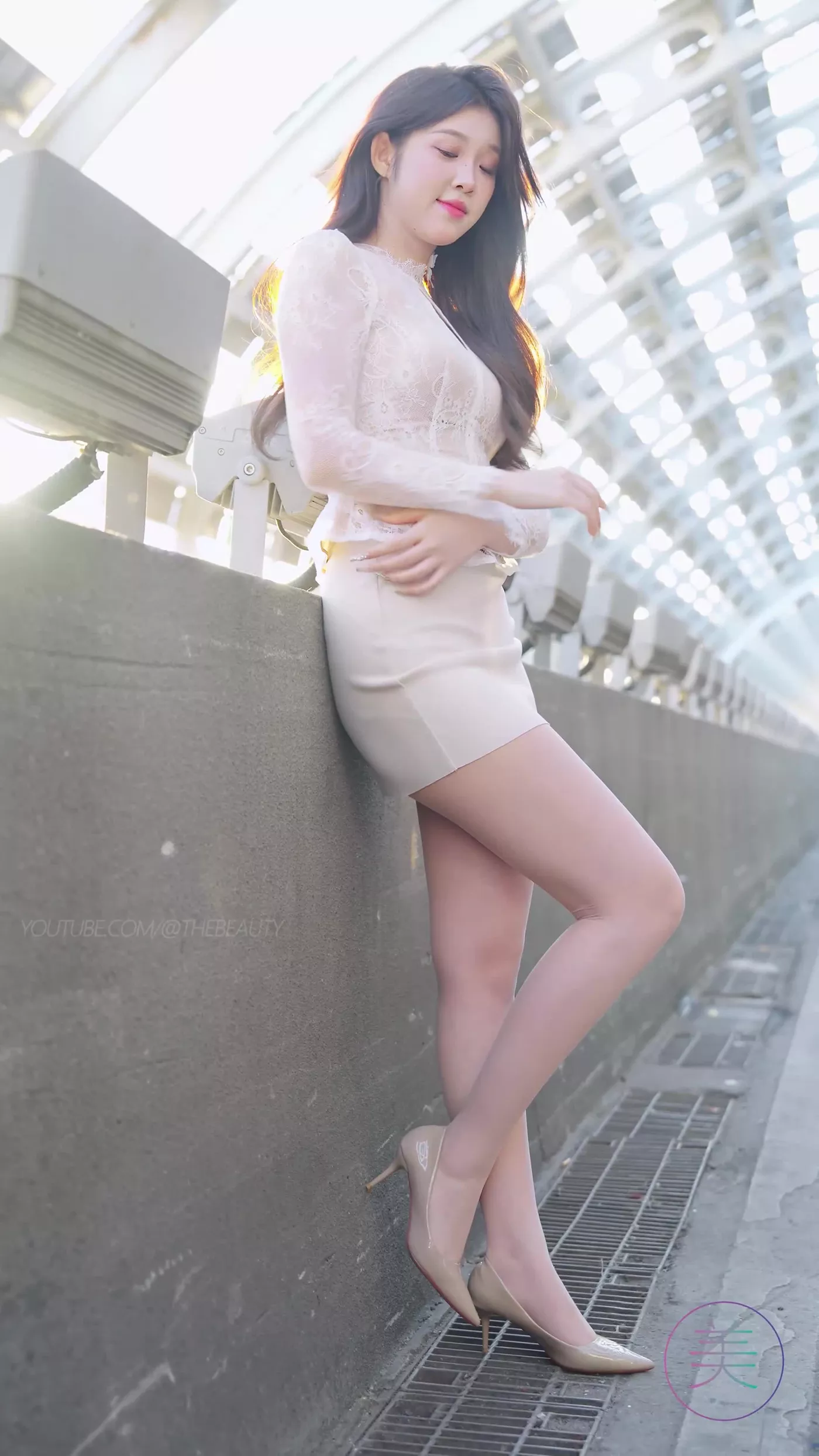 图片[1]-精选NO.0473 2023 广州车展 Racing Model 车模抖音网荭随拍21[20P]-草丛看图