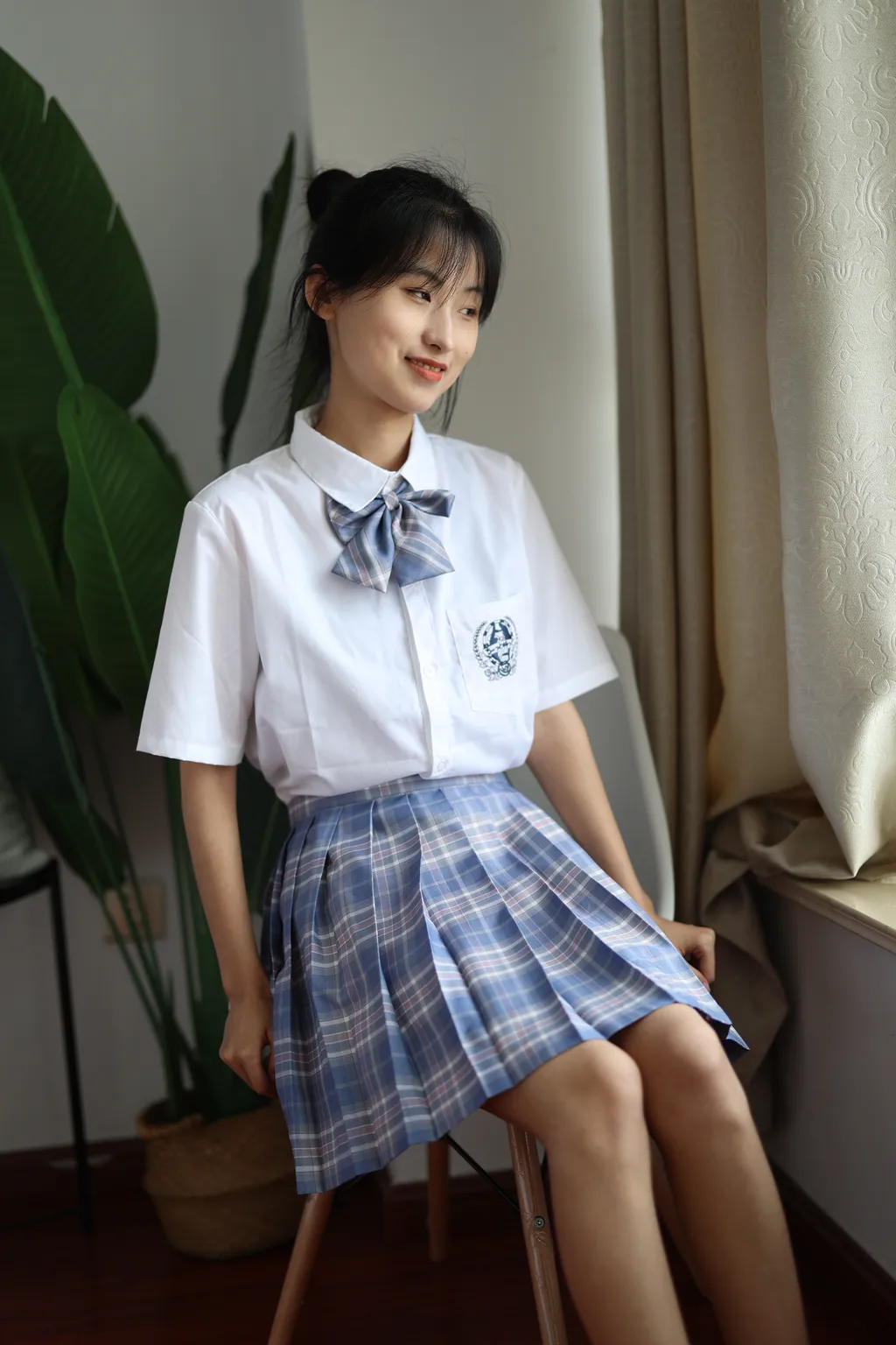 图片[4]-精选三禾摄影 NO.001 雪雪 室内JK[262P]-草丛看图