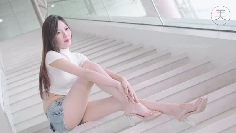 精选NO.0440 2023 东莞秋季车展 Racing Model 车模抖音网荭随拍车模03[20P]-草丛看图