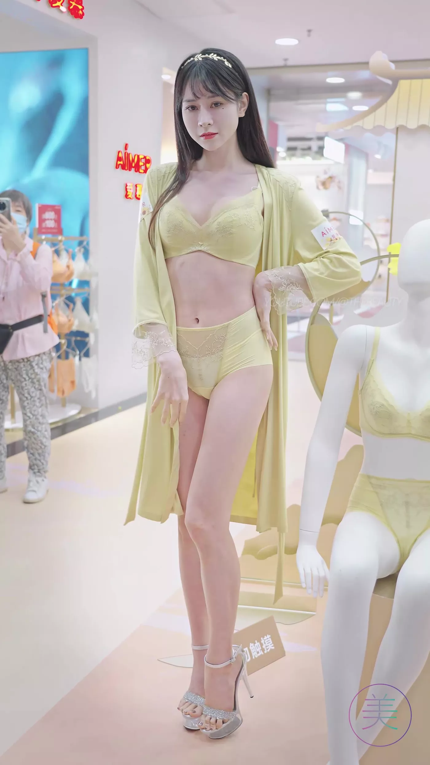 图片[3]-精选NO.0447 2023 广百之夜内一模特秀#04[20P]-草丛看图