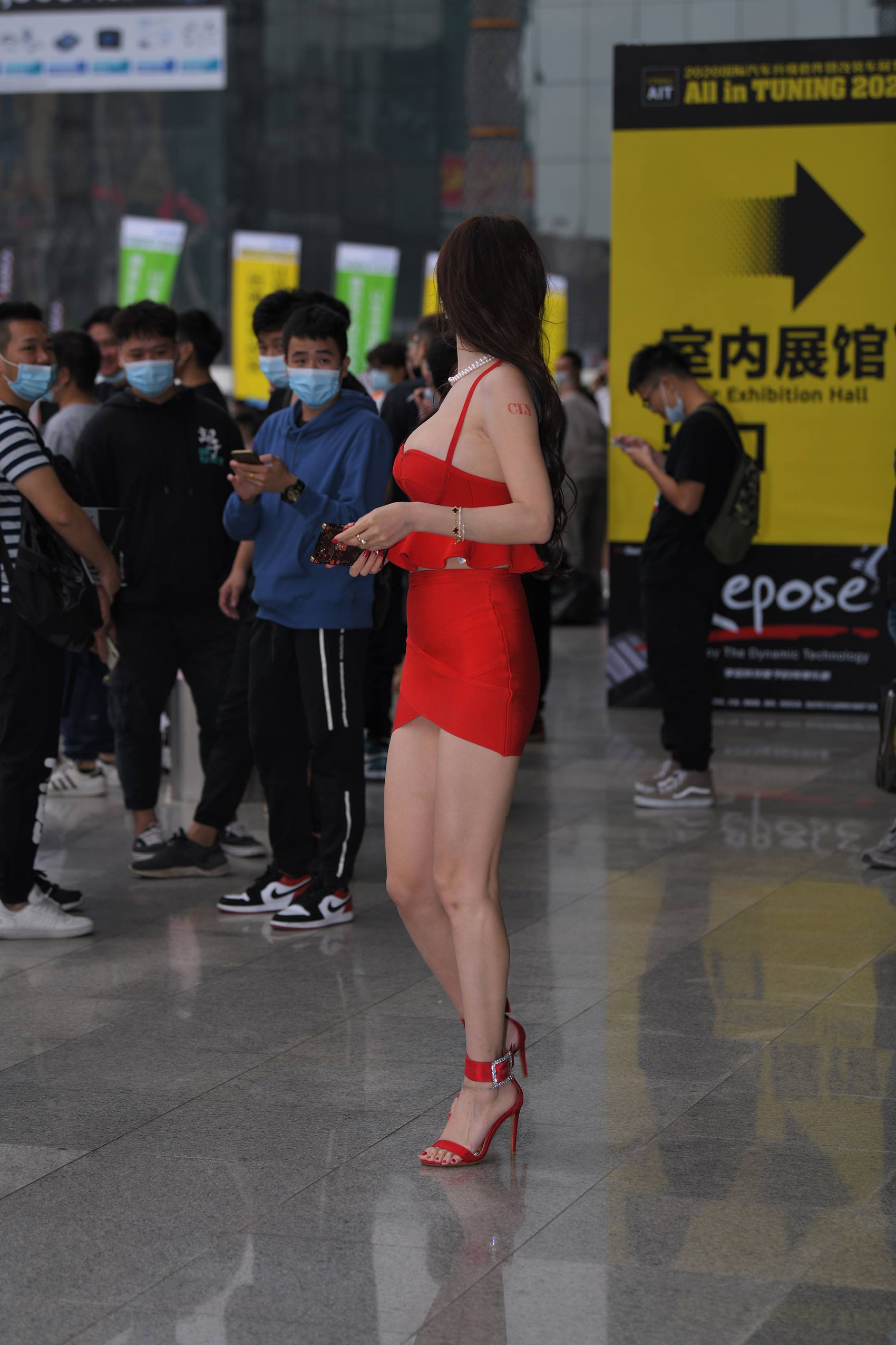 图片[5]-精选精选街拍作品 NO.1945 包臀裙高跟美女[44P]-草丛看图