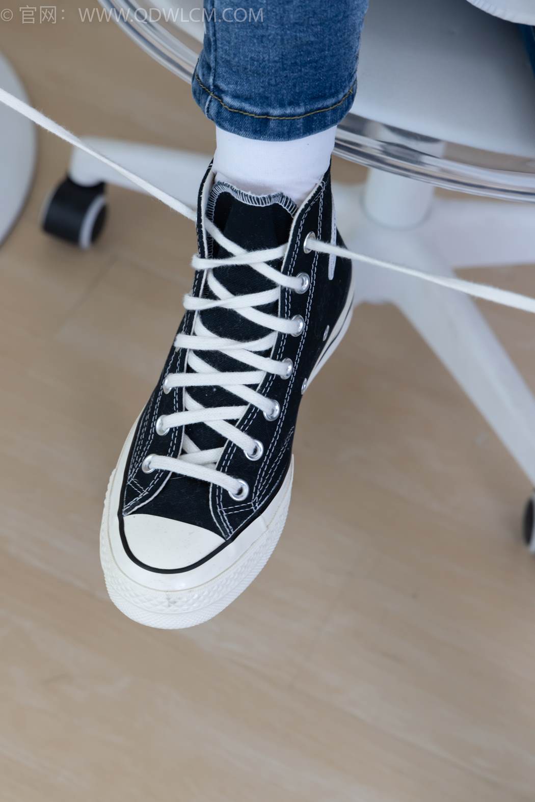 图片[5]-精选勿恋传媒 NO.2418 小影-帆布鞋、白棉袜、短白丝、裸足[118P]-草丛看图