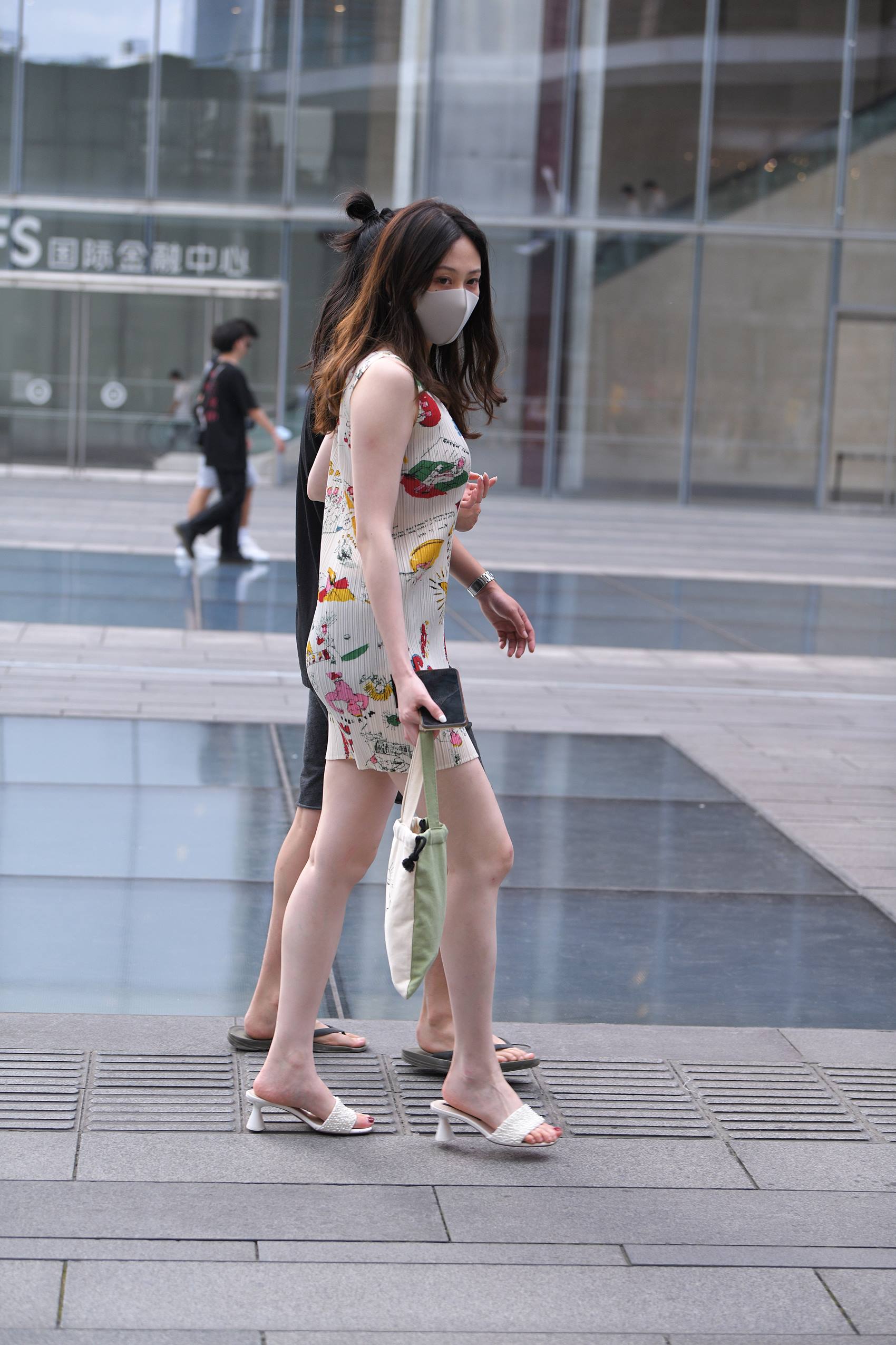 图片[6]-精选街拍作品 NO.1897 凉拖花短裙[52P]-草丛看图