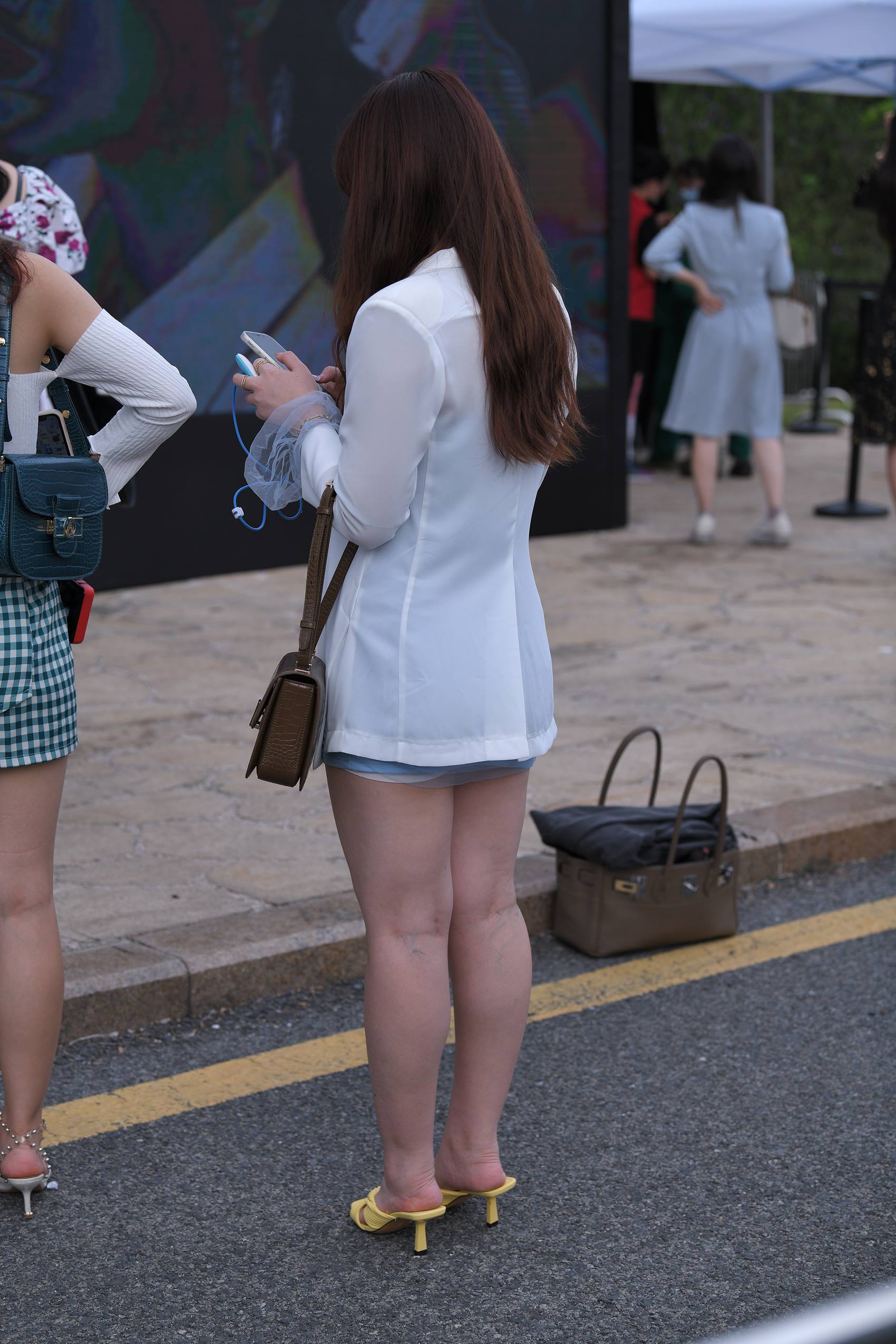 图片[7]-精选精选街拍作品 NO.1898 俩短裙美女[80P]-草丛看图