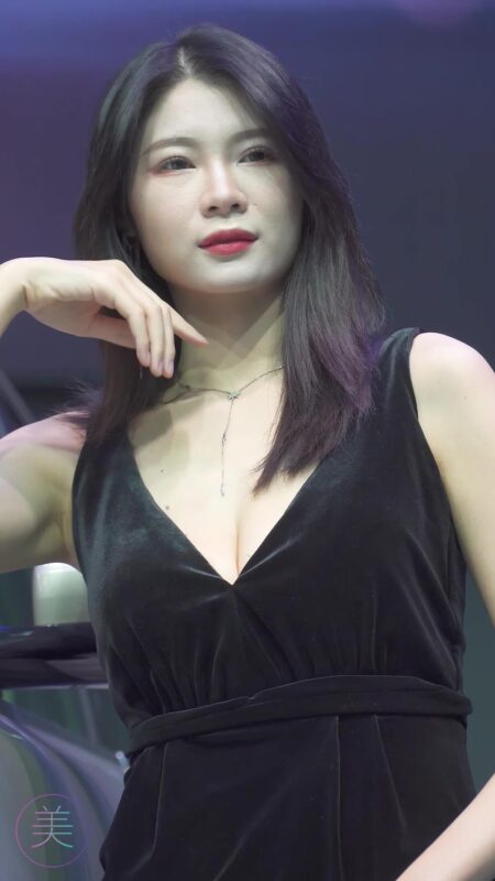 精选NO.0204 2021 广州车展 Racing Model TANK车模02[20P]-草丛看图