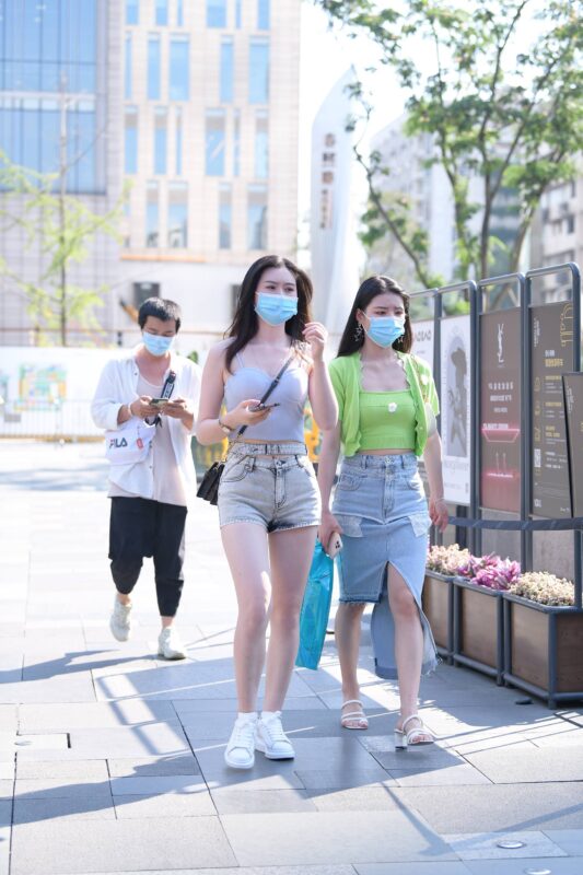 精选精选街拍作品 NO.1922 吊带热裤美女[40P]-草丛看图