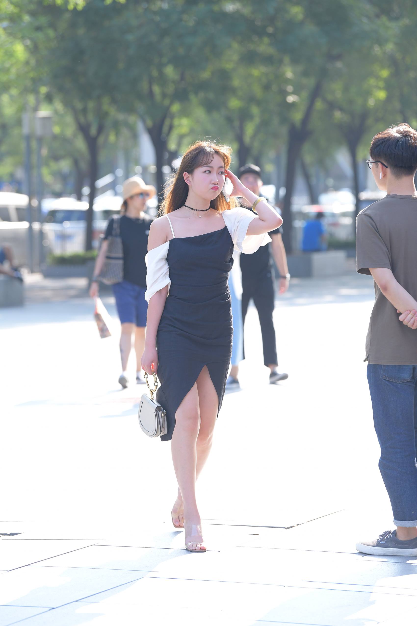 图片[2]-精选精选街拍作品 NO.1924 漂亮的黑色长裙美女[26P]-草丛看图