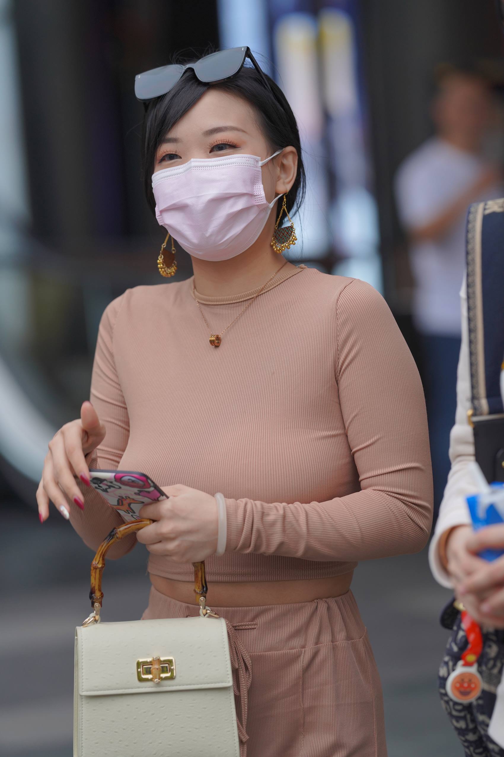 图片[7]-精选精选街拍作品 NO.1944 身材超绝的美少妇套图[84P]-草丛看图