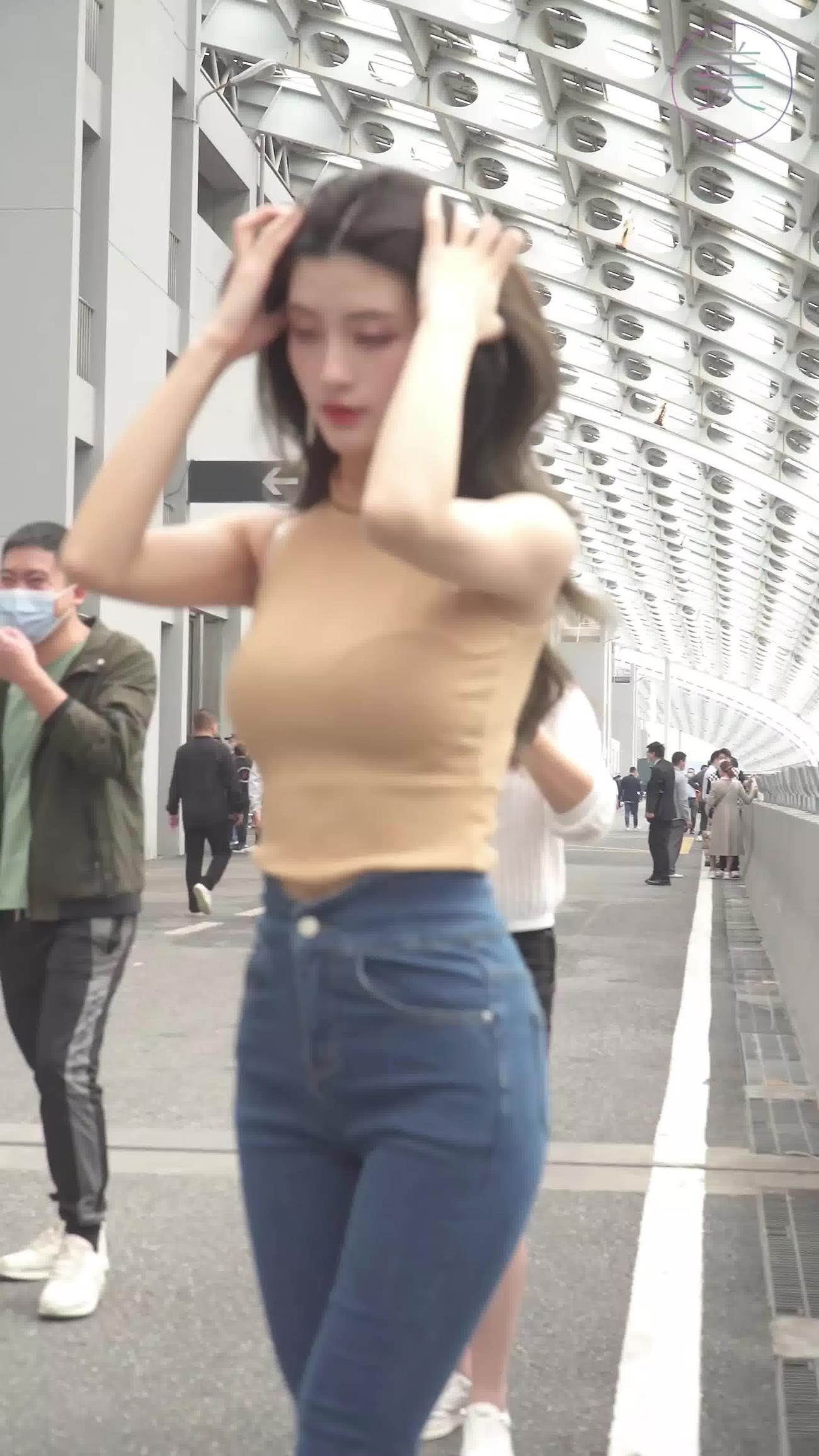 图片[6]-精选NO.0221 2021 广州车展 Racing Model 车模随拍10[20P]-草丛看图