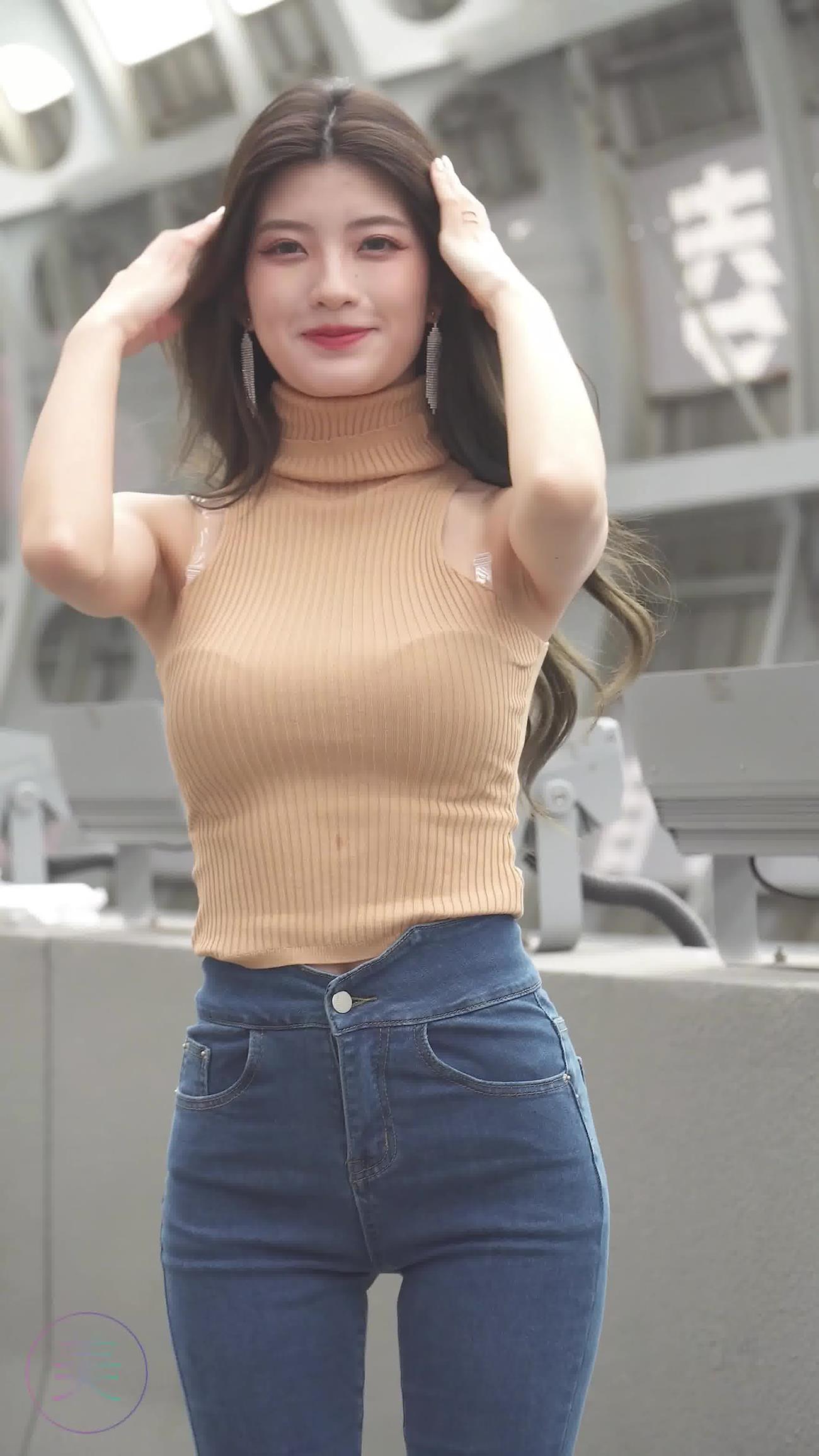 图片[1]-精选NO.0221 2021 广州车展 Racing Model 车模随拍10[20P]-草丛看图