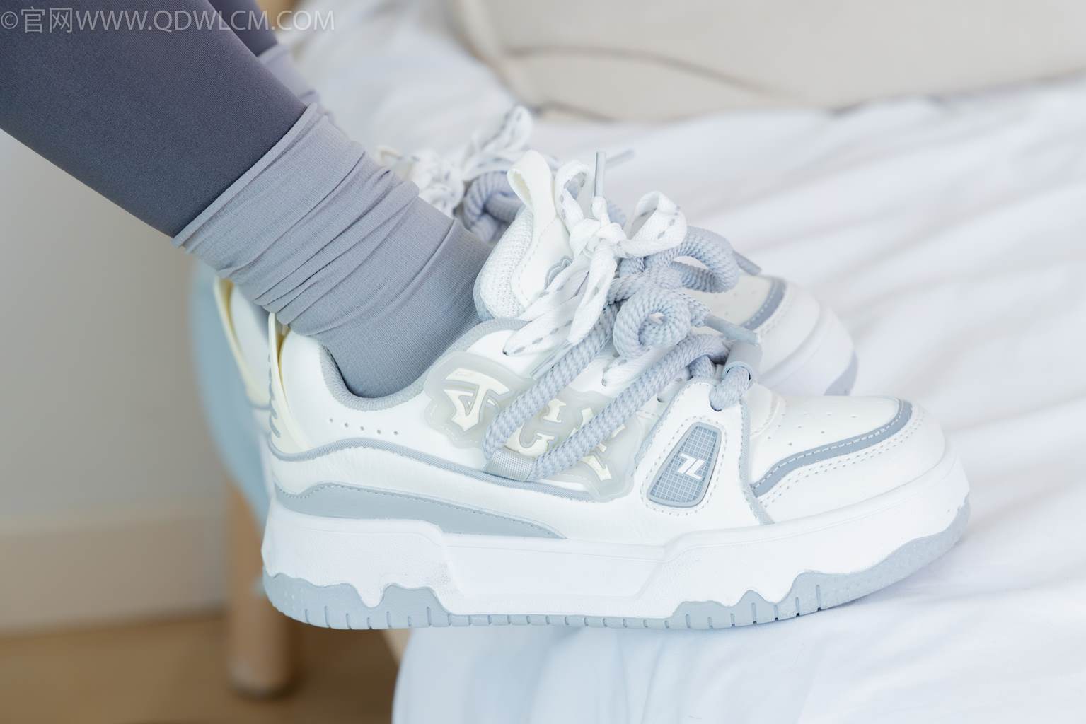 图片[3]-精选勿恋传媒 NO.2443 恬恬-体操服、板鞋、厚灰丝、灰色冰丝袜[163P]-草丛看图