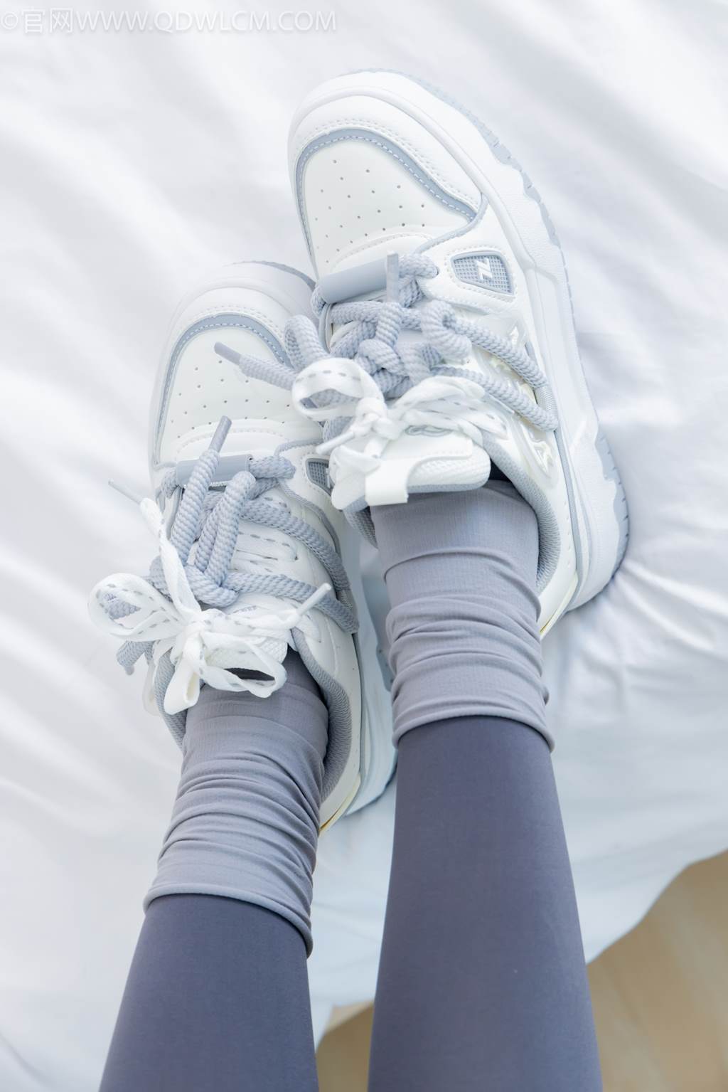 图片[4]-精选勿恋传媒 NO.2443 恬恬-体操服、板鞋、厚灰丝、灰色冰丝袜[163P]-草丛看图