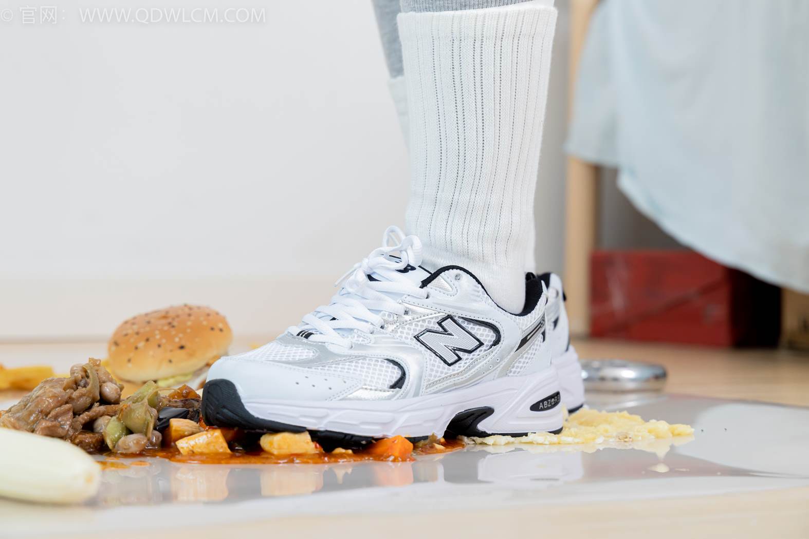 图片[6]-精选勿恋传媒 NO.2417 岚岚-运动鞋、白棉袜、瑜伽裤[110P]-草丛看图