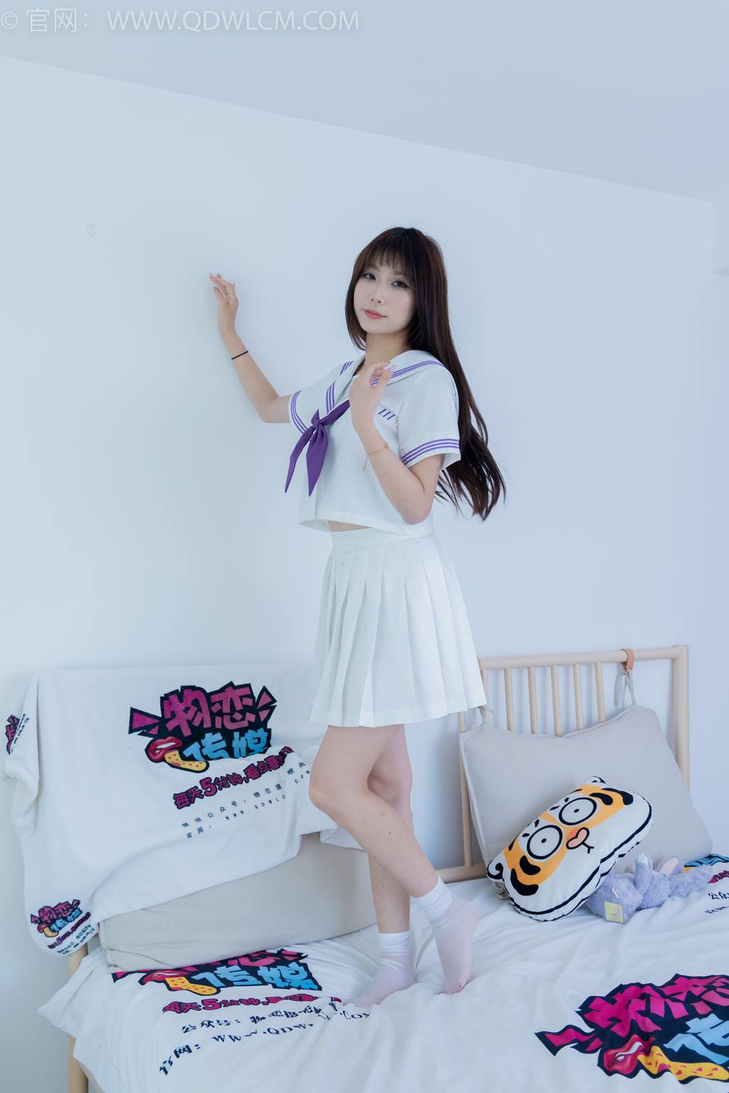 图片[3]-精选勿恋传媒 NO.2427 泡泡-JK至服、皮鞋、短白丝[124P]-草丛看图