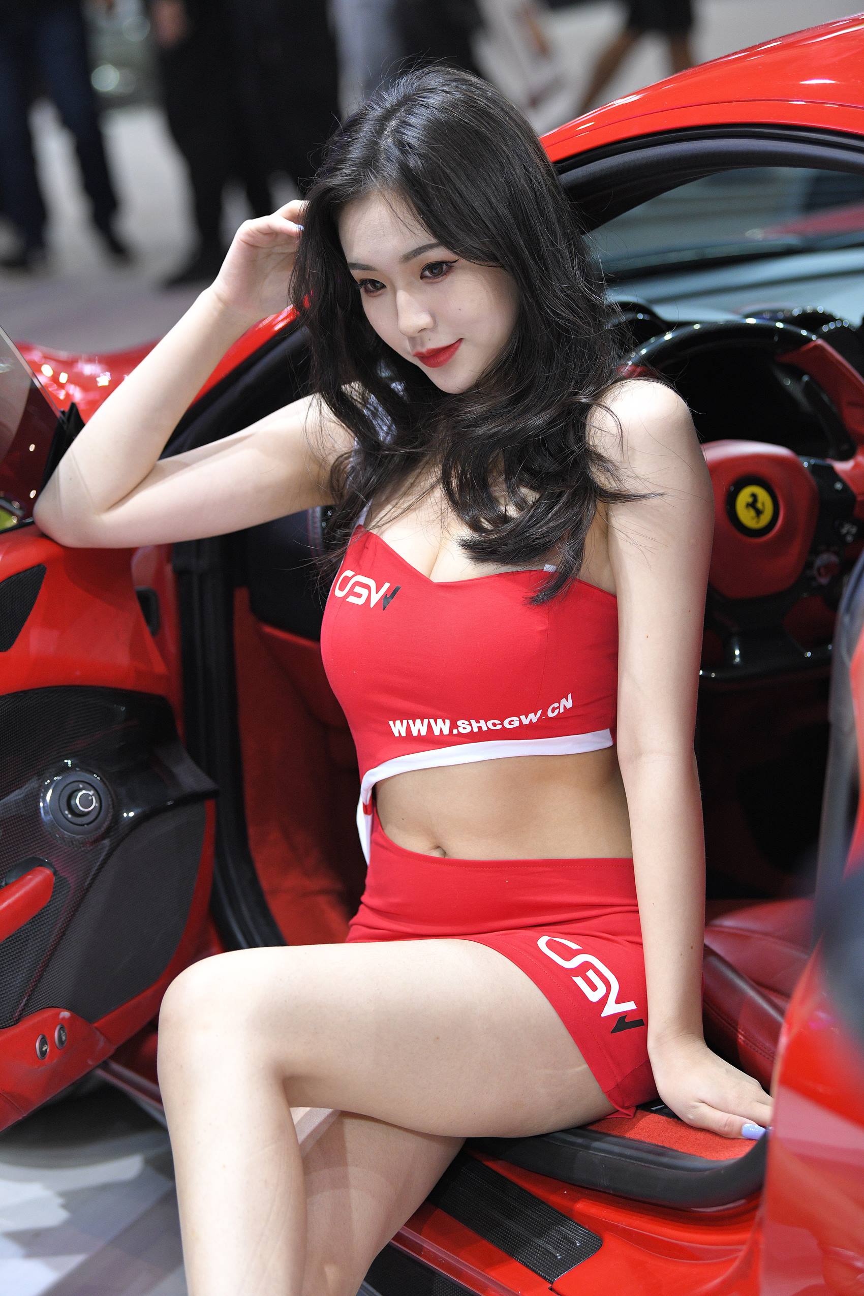 图片[5]-精选精选街拍作品 NO.1946 红裙车模美女[72P]-草丛看图