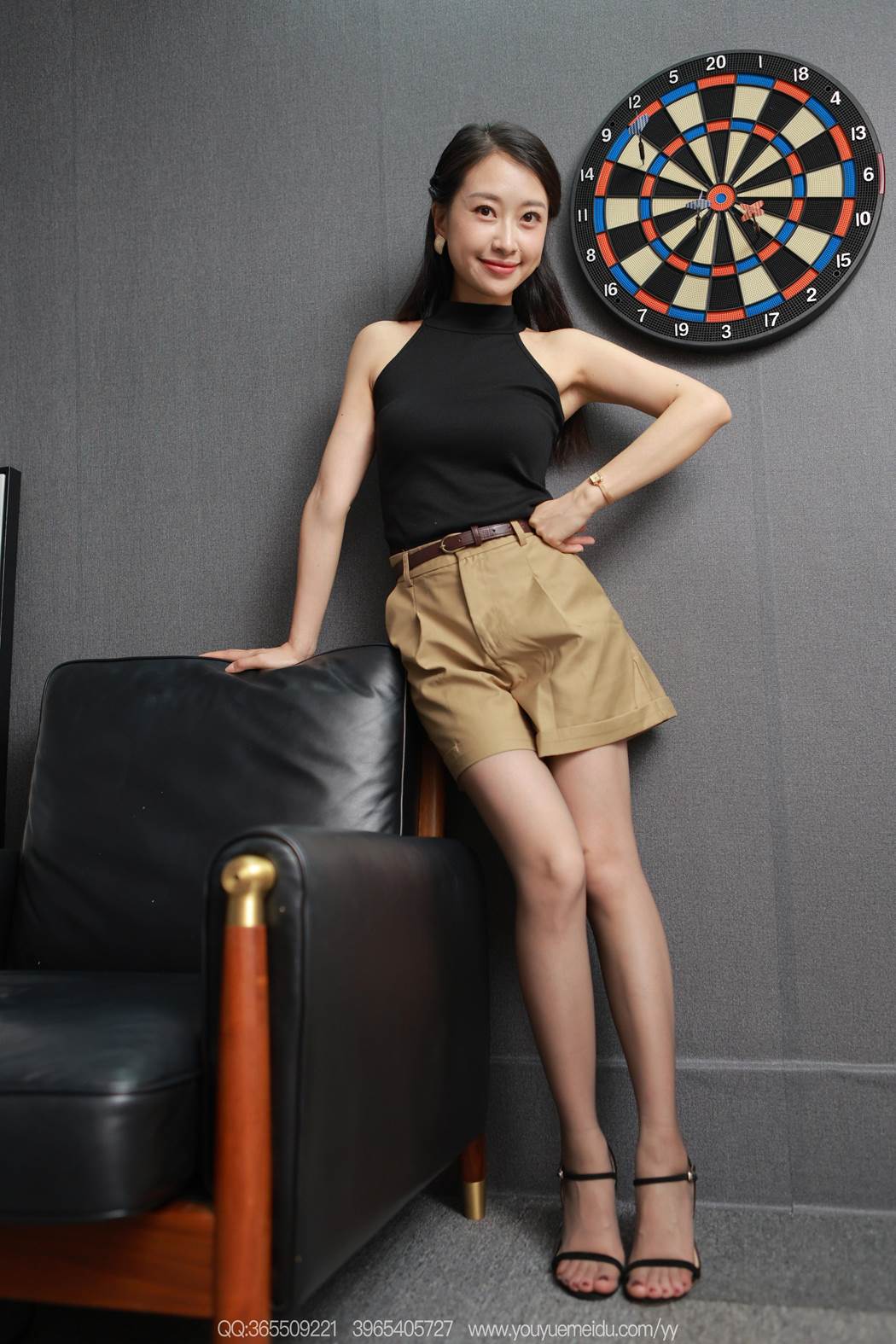 图片[2]-精选[IESS异思趣向] 2025.07.11 丝享家2103：小婕《黑色凉鞋（上）》[87P]-草丛看图