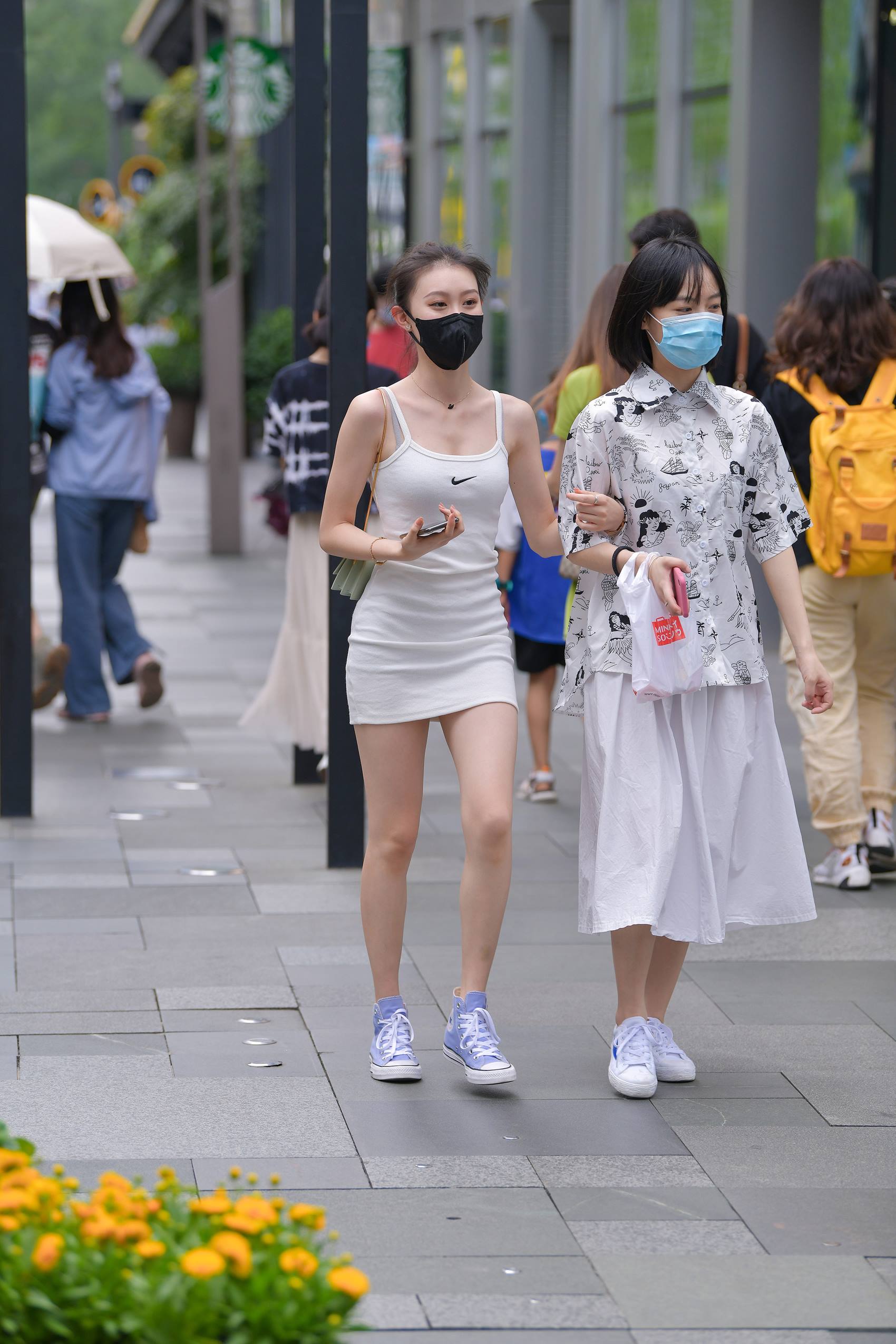 图片[3]-精选精选街拍作品 NO.1958 吊带包臀裙小解解[67P]-草丛看图