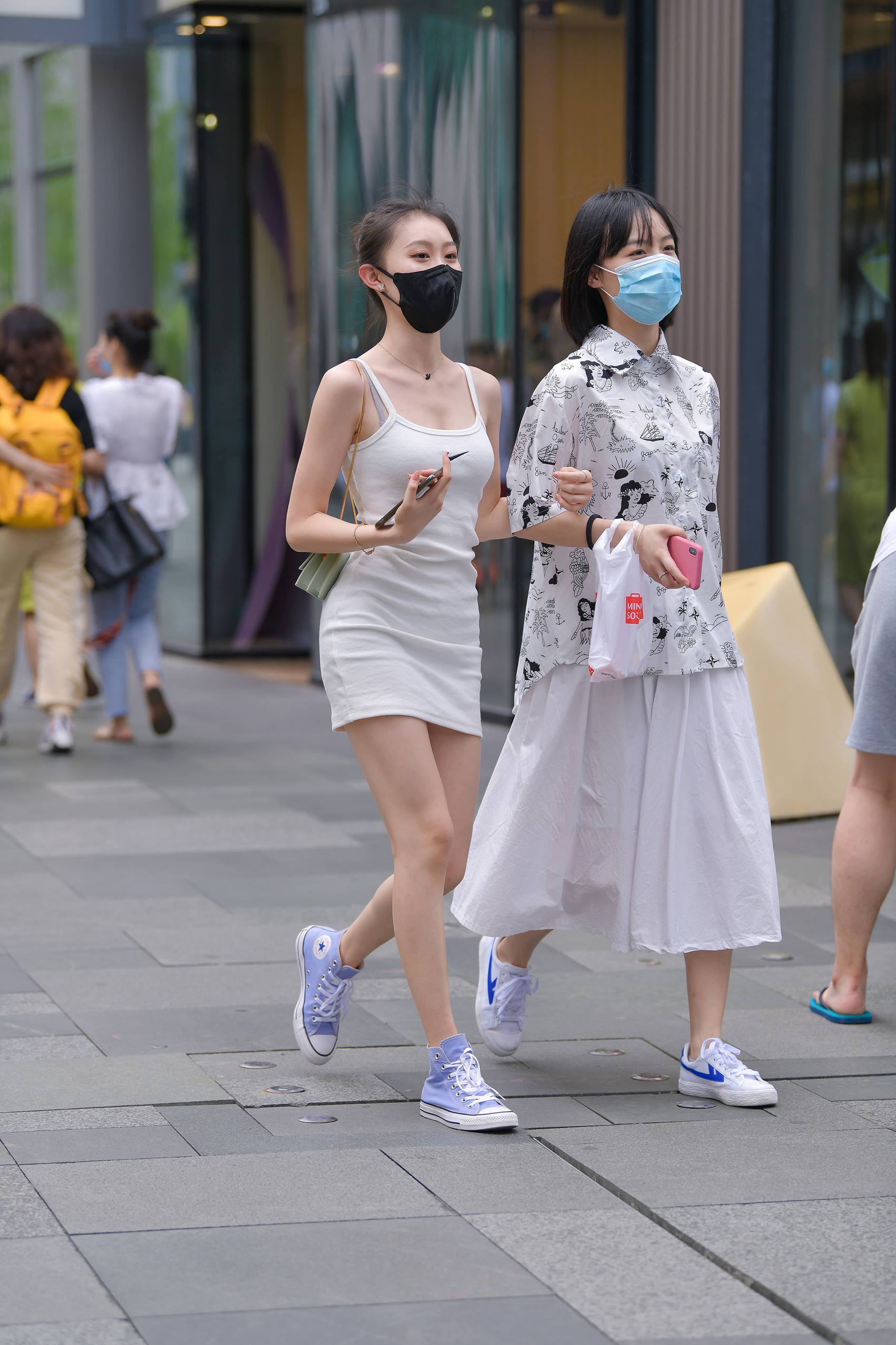 图片[6]-精选精选街拍作品 NO.1958 吊带包臀裙小解解[67P]-草丛看图