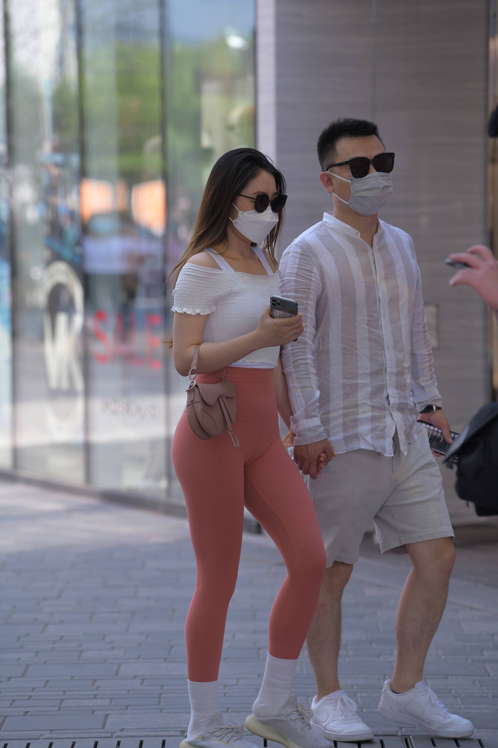 图片[6]-精选精选街拍作品 NO.1872 红石街拍作品 – 粉色姓感瑜伽[92P]-草丛看图