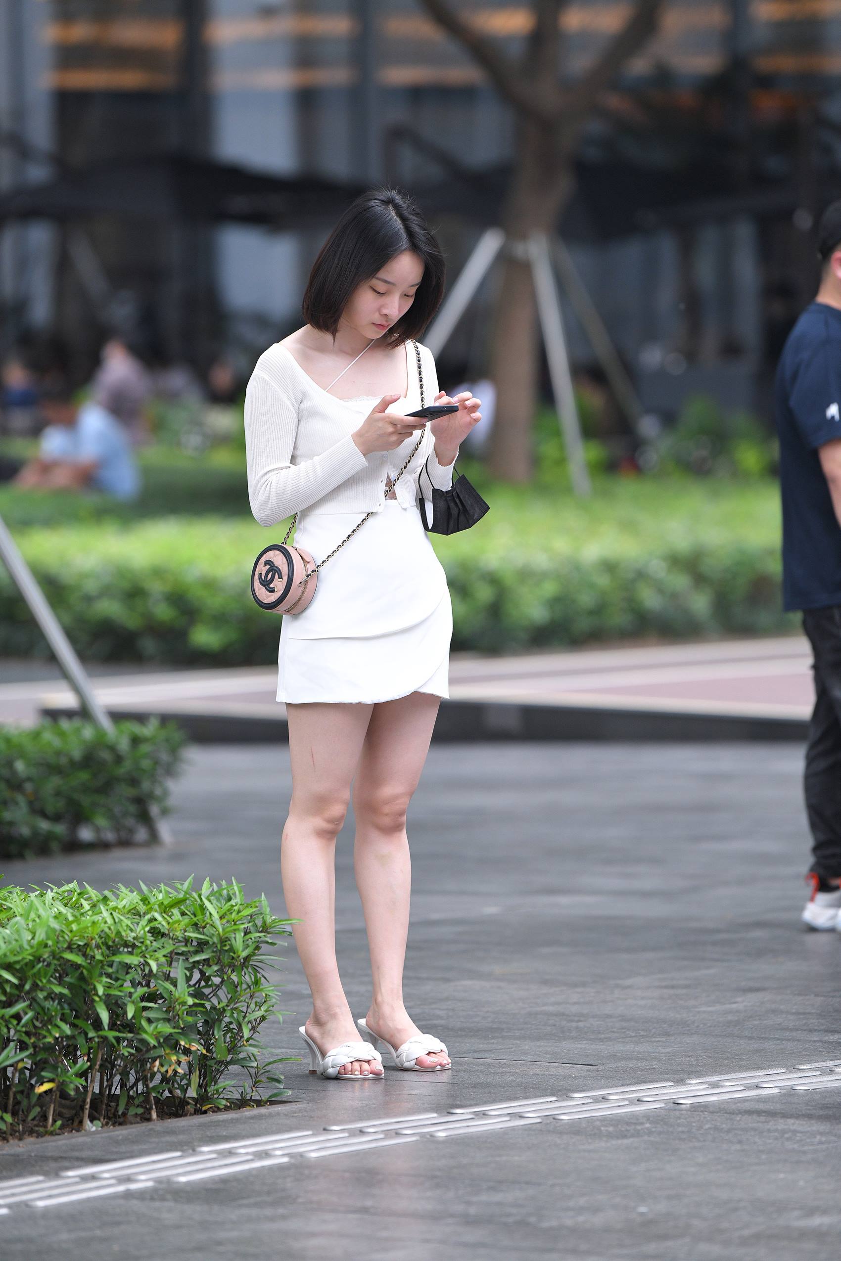 图片[1]-精选精选街拍作品 NO.1879 凉拖美女[80P]-草丛看图