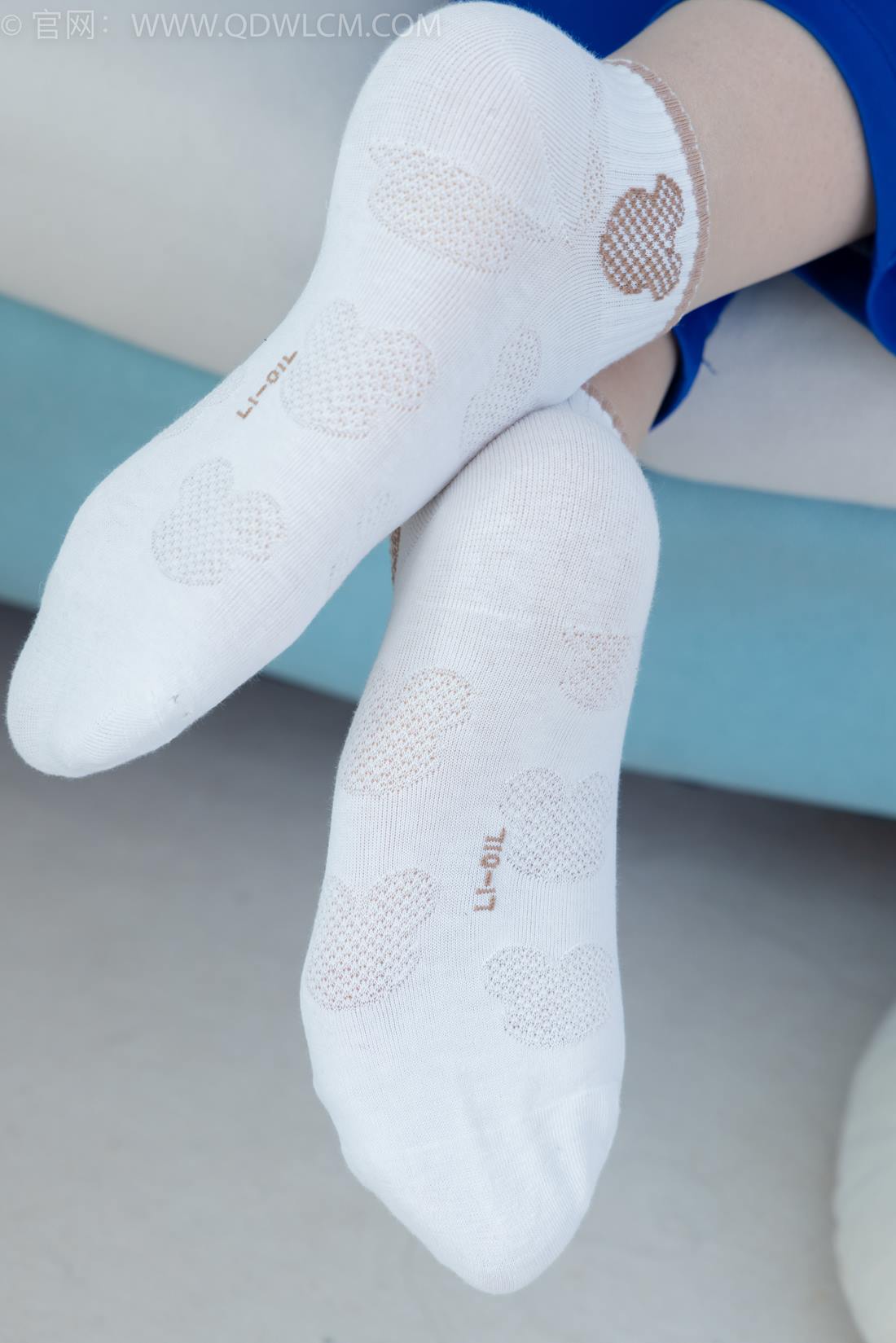 图片[3]-精选勿恋传媒 NO.2406 橙橙-帆布鞋、白棉袜、薄肉丝、校服裤里丝[138P]-草丛看图