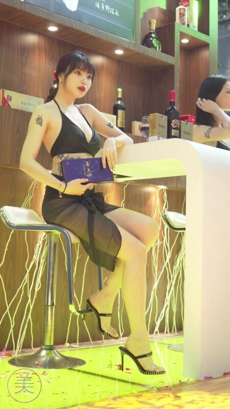 精选NO.0269 2021 广州性文化博览 SG18[20P]-草丛看图