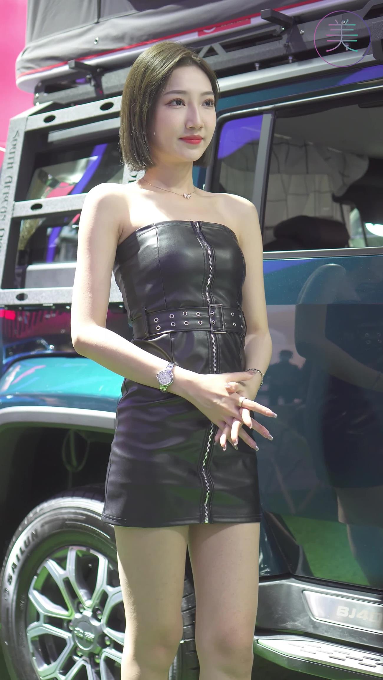 图片[8]-精选NO.0212 2021 广州车展 Racing Model 北汽车模03[20P]-草丛看图