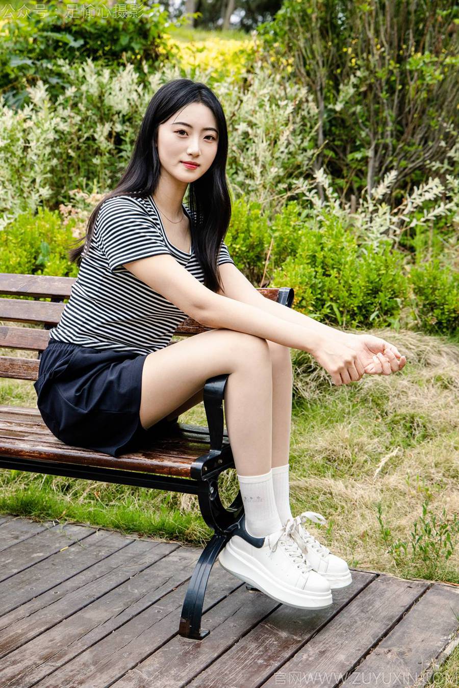 图片[1]-精选足愉心 NO.040 雅楠（搭配：体操服、白色短裙、白色棉袜、运动鞋）[80P]-草丛看图