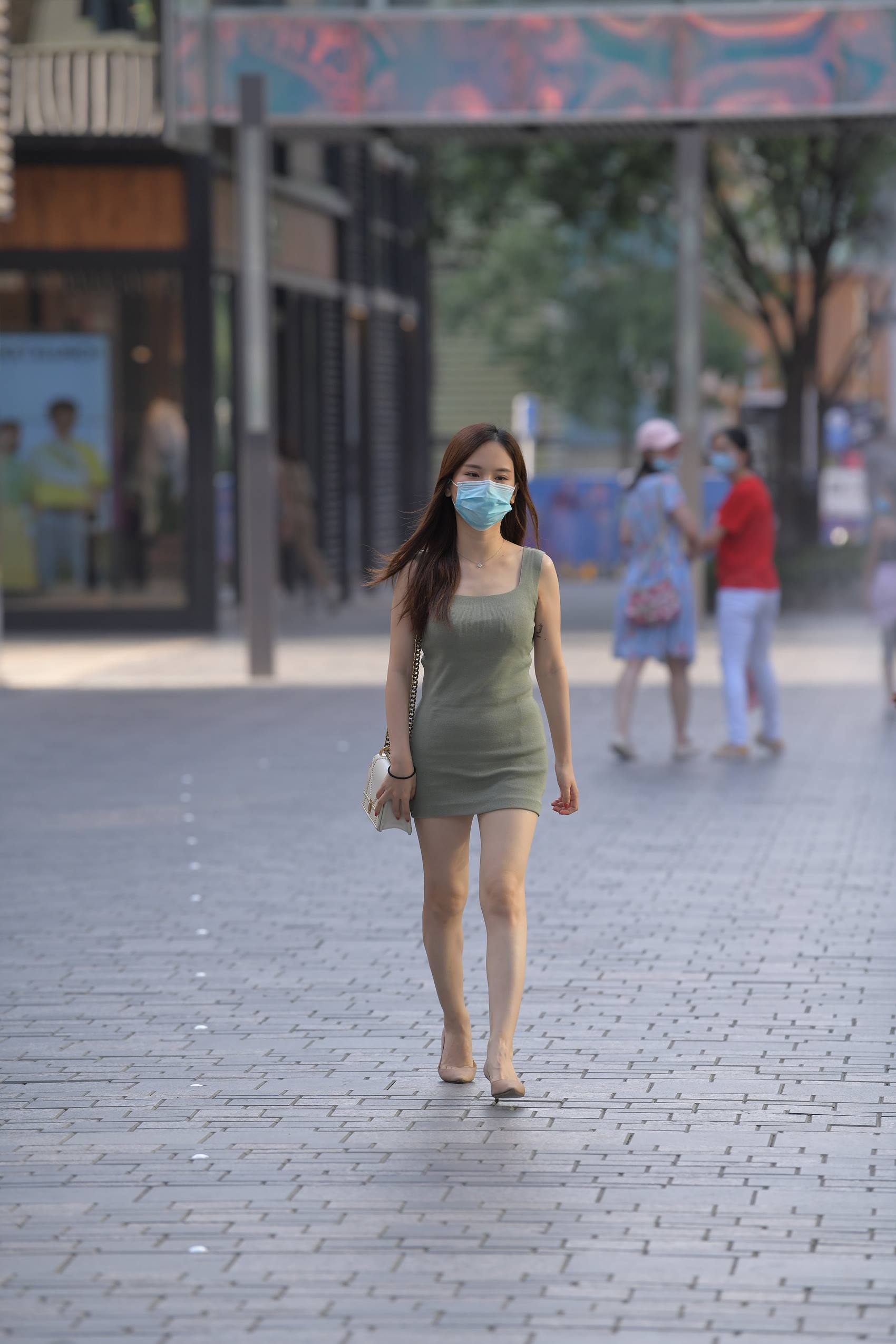 图片[2]-精选精选街拍作品 NO.1952 连体包臀裙妹字[73P]-草丛看图