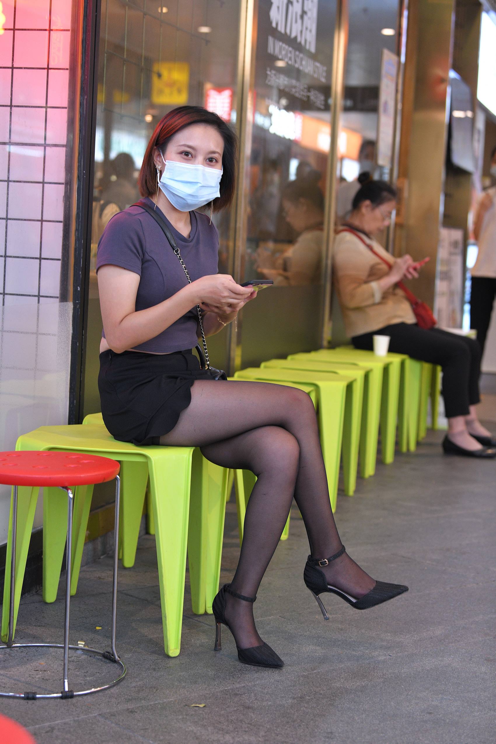 图片[6]-精选精选街拍作品 NO.1900 坐姿黑丝高跟鞋[31P]-草丛看图