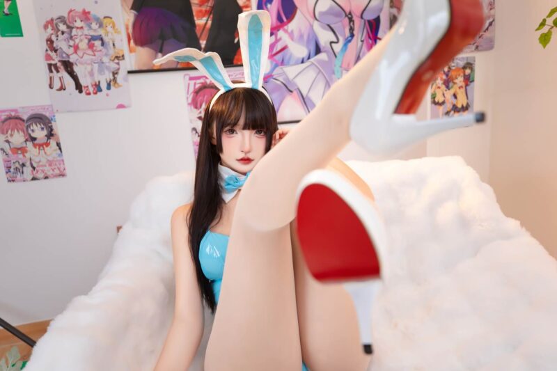 精选神楽板真冬 – 雪糕兔女郎[34P]-草丛看图