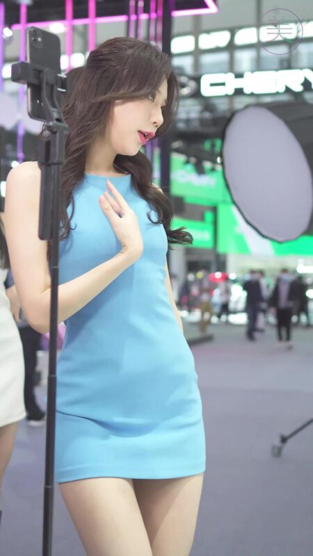 精选NO.0220 2021 广州车展 Racing Model 车模随拍08[20P]-草丛看图