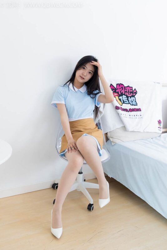 精选勿恋传媒 NO.2414 芋头-高跟鞋、薄肉丝[150P]-草丛看图