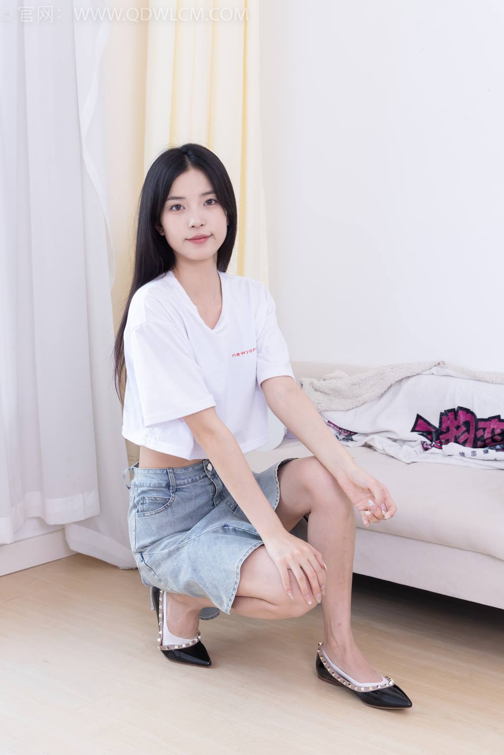 图片[1]-精选勿恋传媒 NO.2469 茯苓-平底鞋、高跟凉鞋、白船袜、裸足[116P]-草丛看图