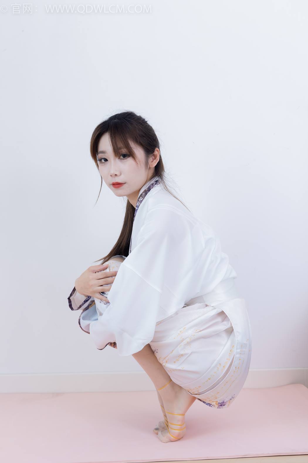 图片[7]-精选勿恋传媒 NO.2410 泡泡-汉服、平底鞋、白棉袜、白船袜、薄肉丝[170P]-草丛看图