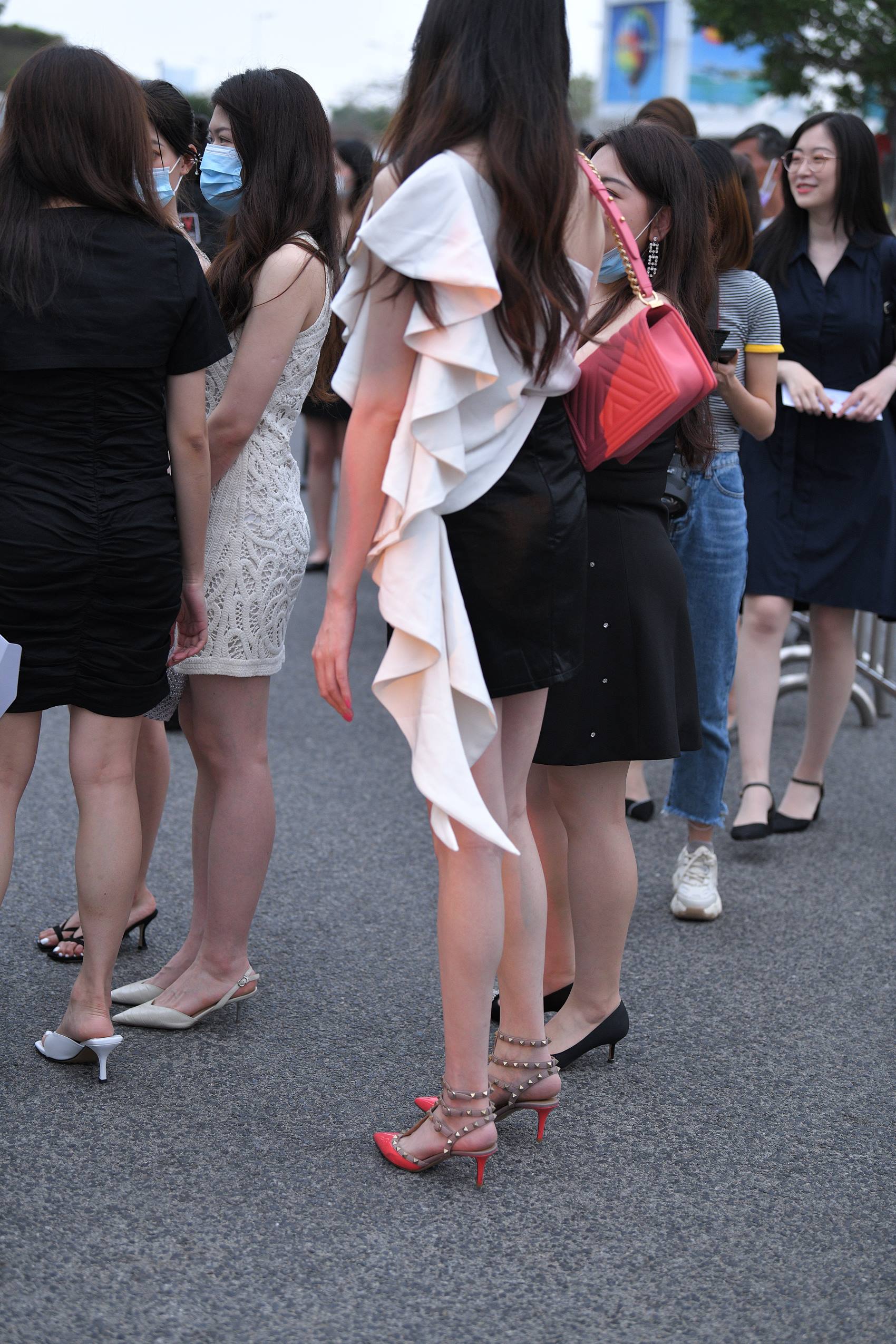 图片[7]-精选精选街拍作品 NO.1941 皮裙柳钉鞋[84P]-草丛看图