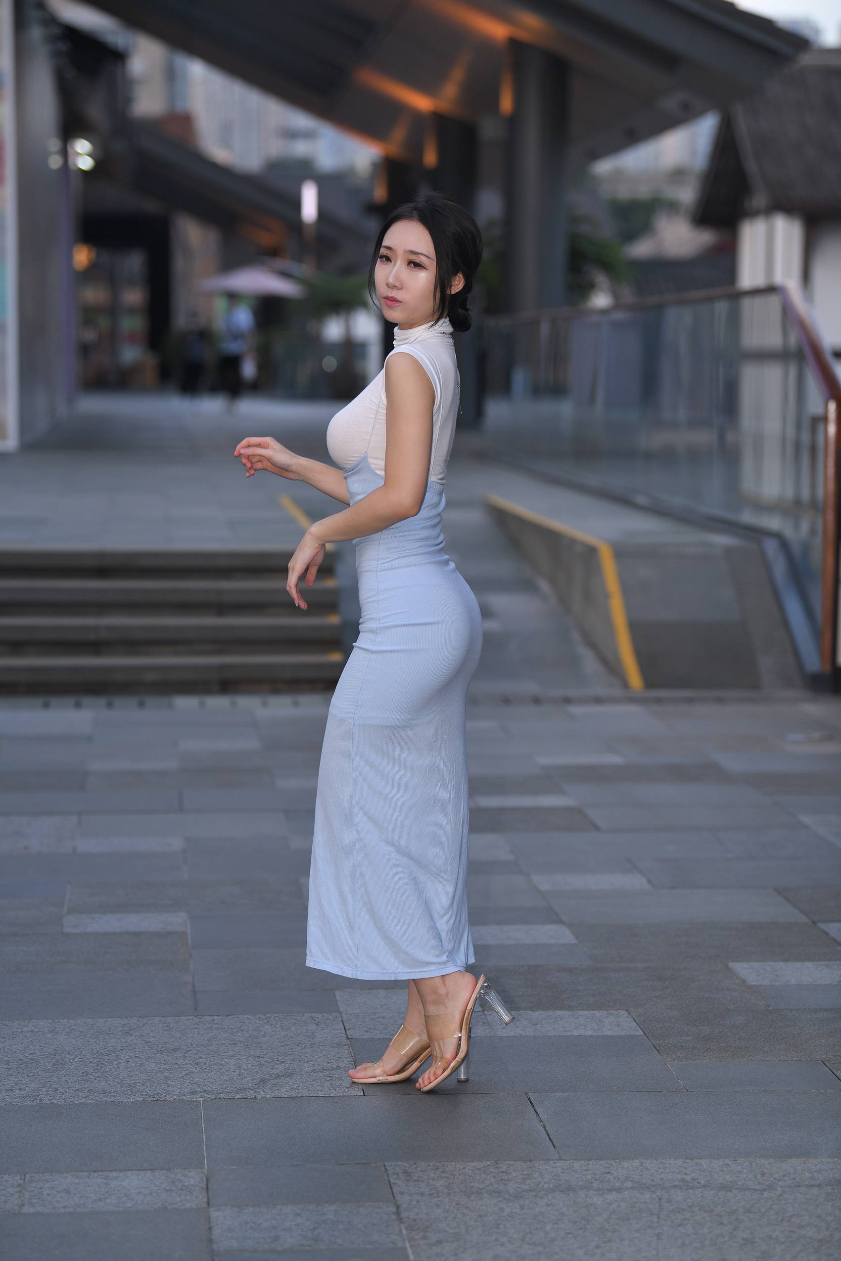 图片[2]-精选精选街拍作品 NO.1868 盛夏开叉长裙[95P]-草丛看图