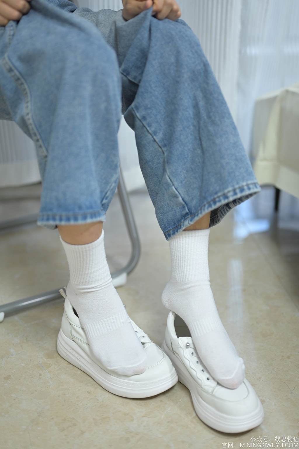 图片[7]-精选凝思摄影 NO.002 木木-T恤、短白袜、平底鞋[140P]-草丛看图