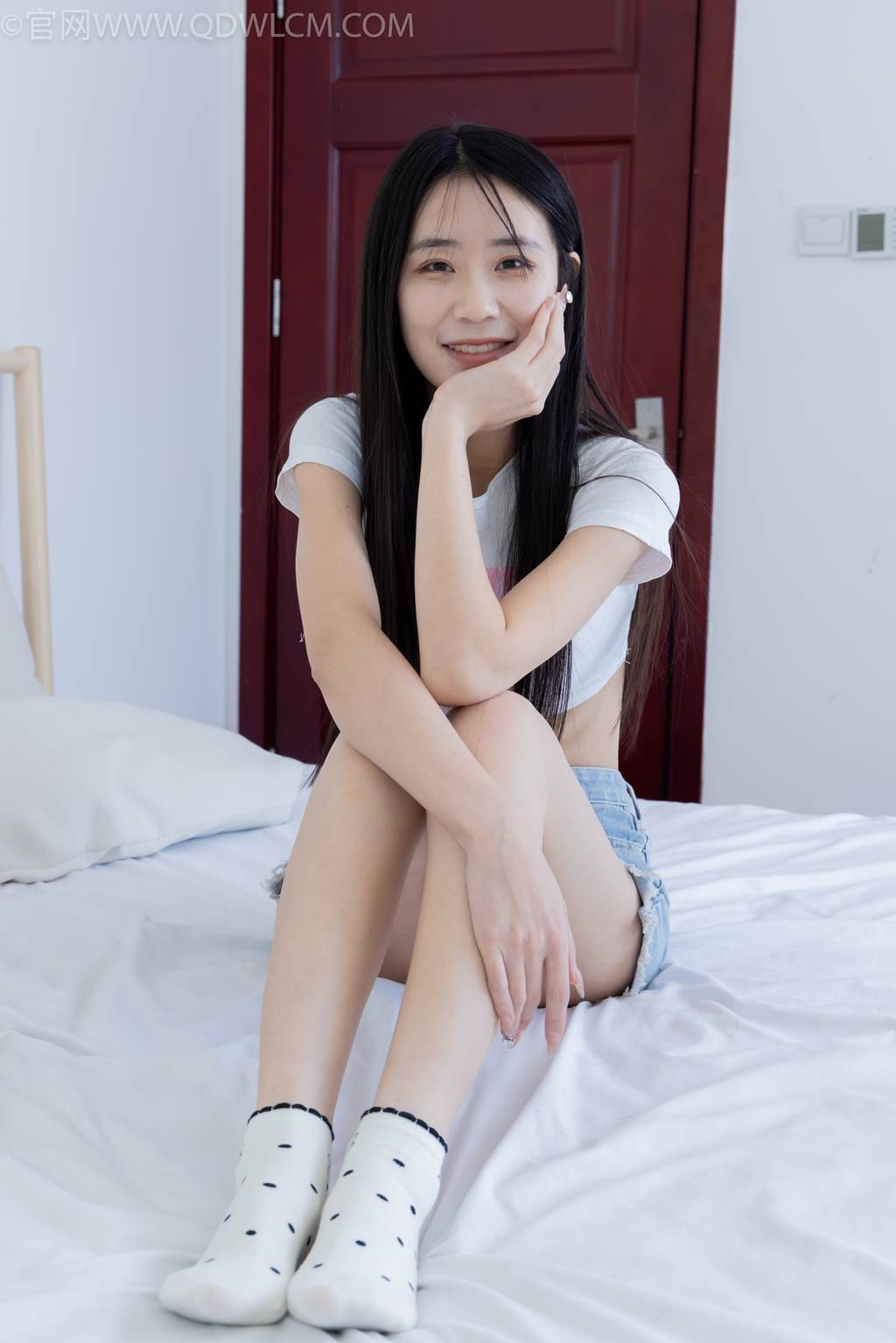 图片[7]-精选勿恋传媒 NO.2475 菜菜-长靴、白棉袜、裸足[144P]-草丛看图