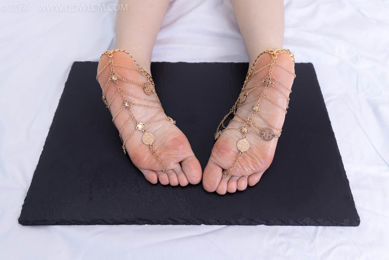 图片[6]-精选勿恋传媒 NO.2472 菜菜-高跟鞋、薄白丝、裸足[198P]-草丛看图