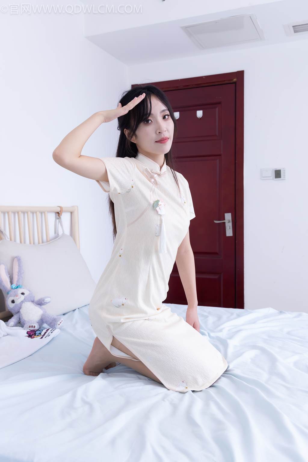 图片[4]-精选勿恋传媒 NO.2448 辣辣-旗袍、高跟鞋、薄肉丝[135P]-草丛看图