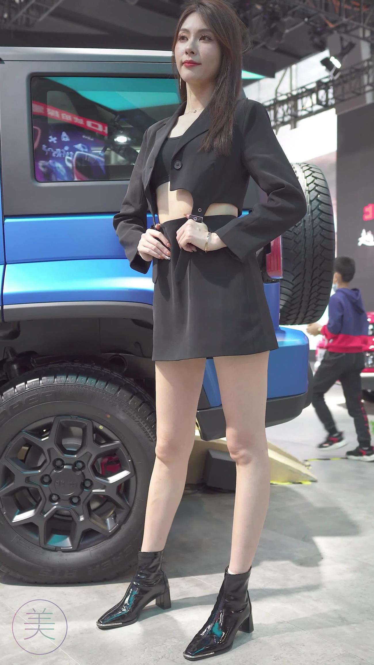 图片[1]-精选NO.0211 2021 广州车展 Racing Model 北汽车模02[20P]-草丛看图