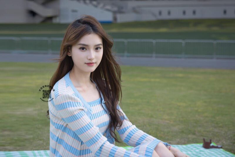 精选她们印象 NO.008 南希[84P]-草丛看图