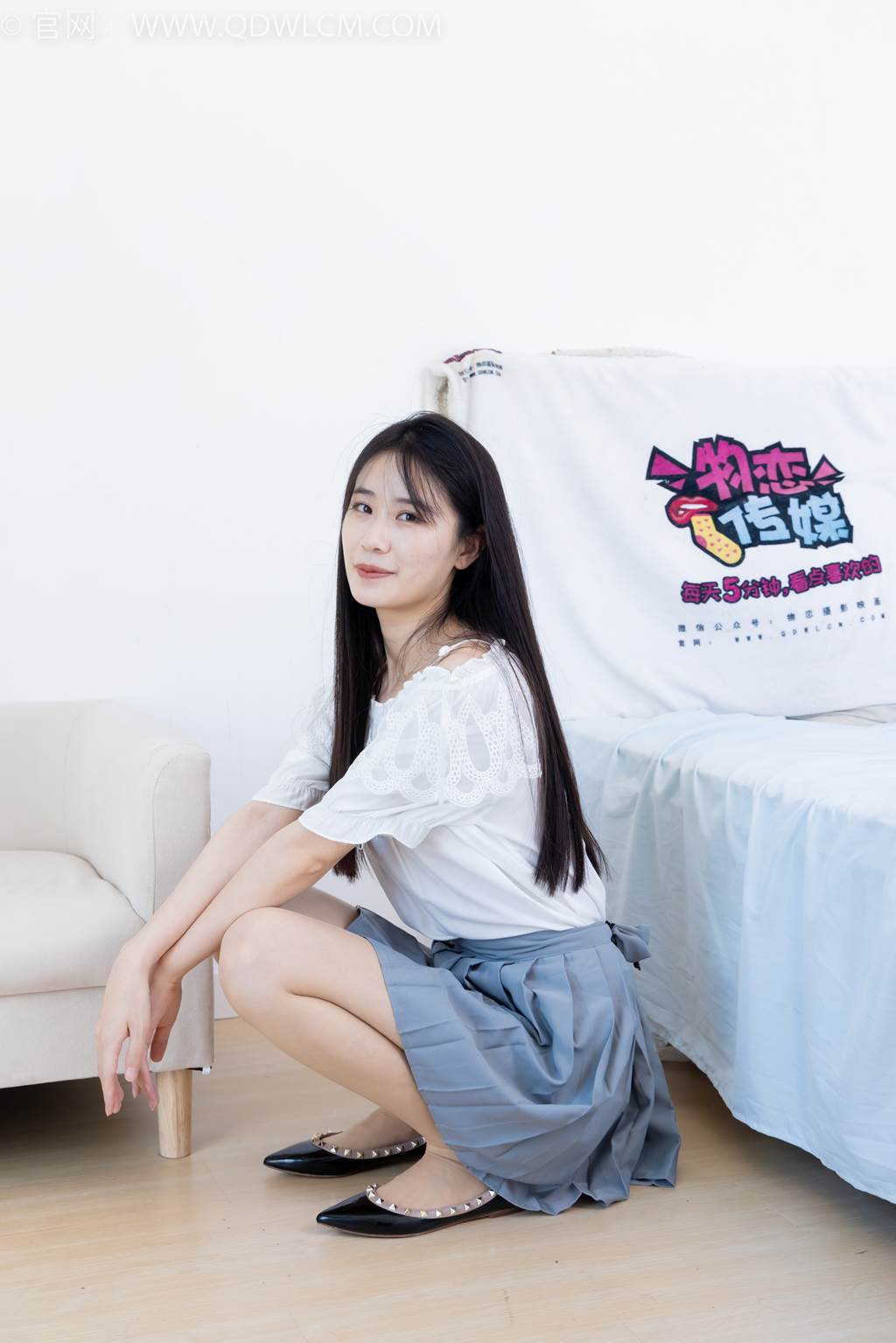 图片[2]-精选勿恋传媒 NO.2436 菜菜-平底鞋、高跟鞋、薄肉丝[135P]-草丛看图