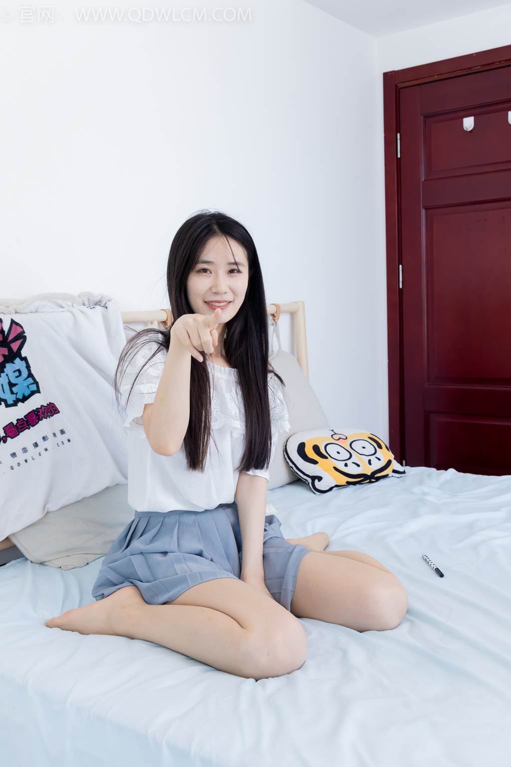 图片[5]-精选勿恋传媒 NO.2436 菜菜-平底鞋、高跟鞋、薄肉丝[135P]-草丛看图